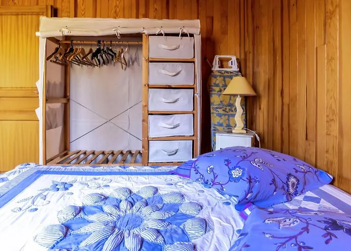 Hébergement de vacances Le Noisetier By Interhome